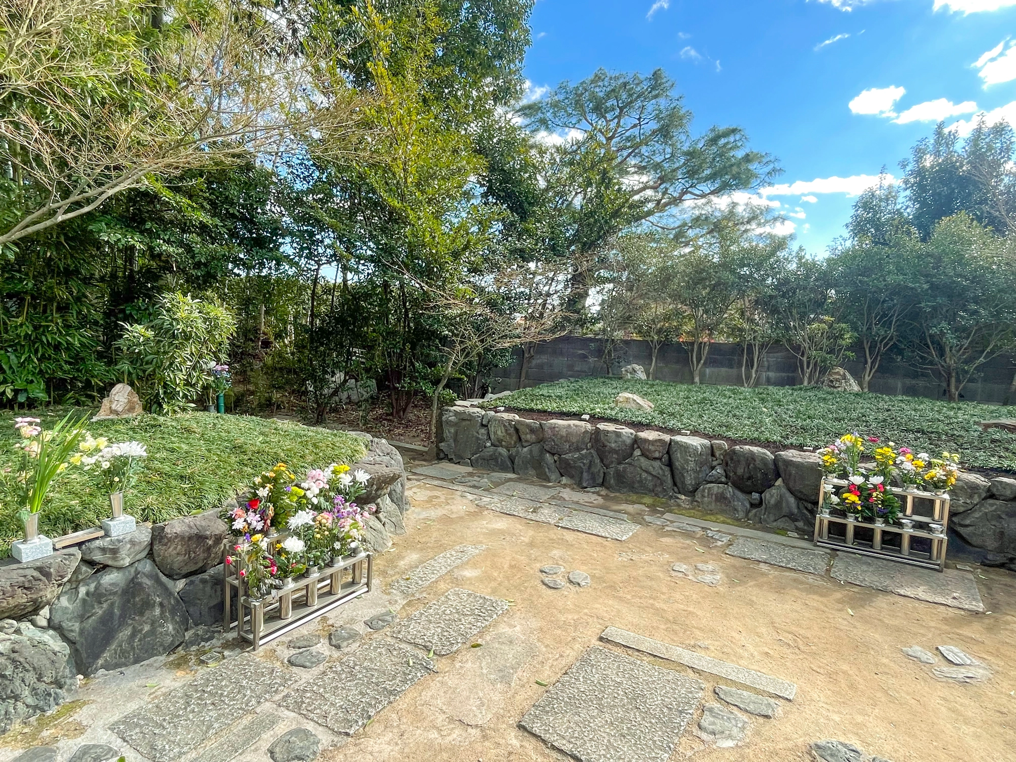 正受院茈林壇樹木葬墓苑